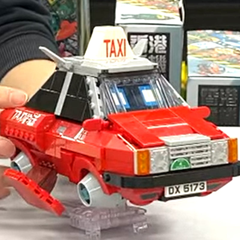 Kalos Hong Kong Machines Robot Red Taxi Set - 586pcs
