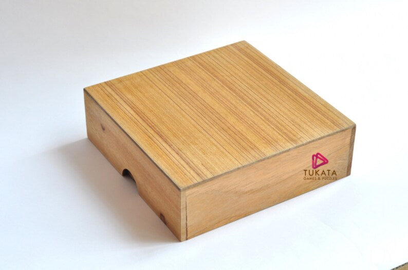 Wooden Brain Teaser Puzzle Gift Box - 9 individual mechanical Puzzles