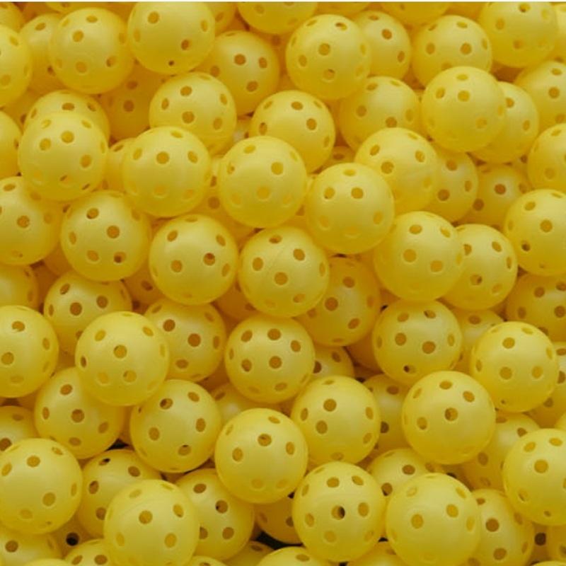 10-piece Indoor/Outdoor Golf Hollow Training Balls - Yellow